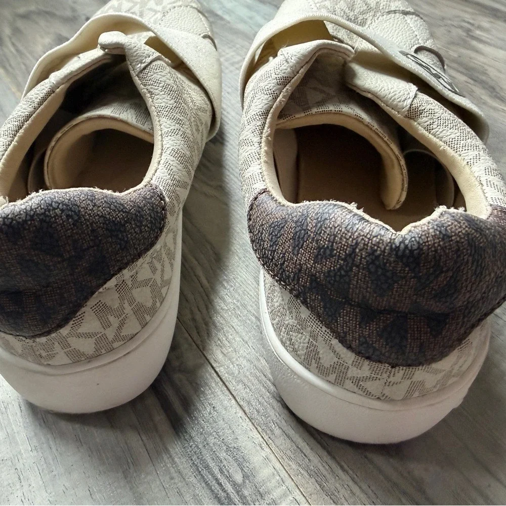Michael Kors Kids Jordana Gore slip-on sneakers‎ MK Logo Size 5 Girls